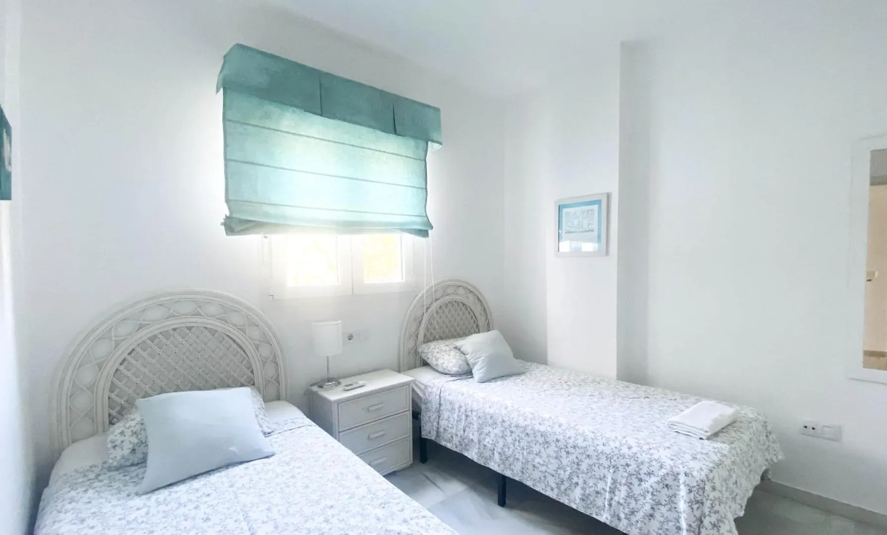 Apartment Mi Capricho 9, Family Complex First Line Beach. Sitio de Calahonda